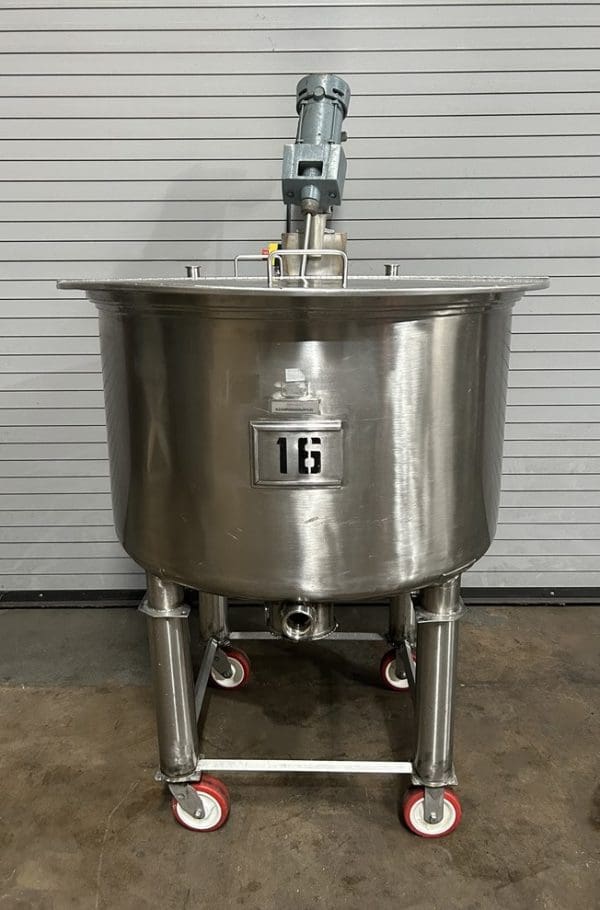 170 GALLON STAINLESS MIX TANK WITH XP LIGHTNING MIXER