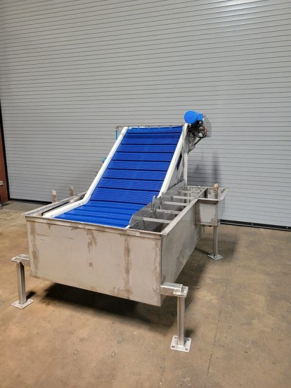 Conveyor 36in x 9' L SS Inclined Cleated Belt