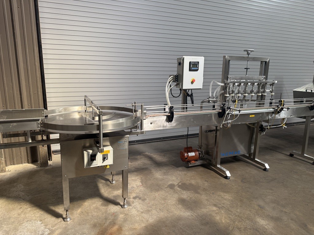 COMPLETE 8 VALVE LIQUID BOTTLE FILLING LINE