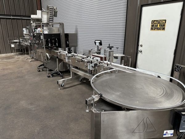 COMPLETE 12 VALVE LIQUID BOTTLE FILLING LINE