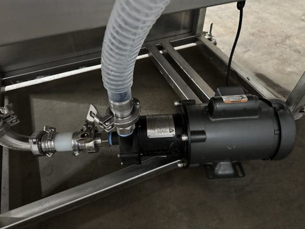 CapPlus 11 Valve Semi-Automatic Inline Bottle Filler, Serial #118724