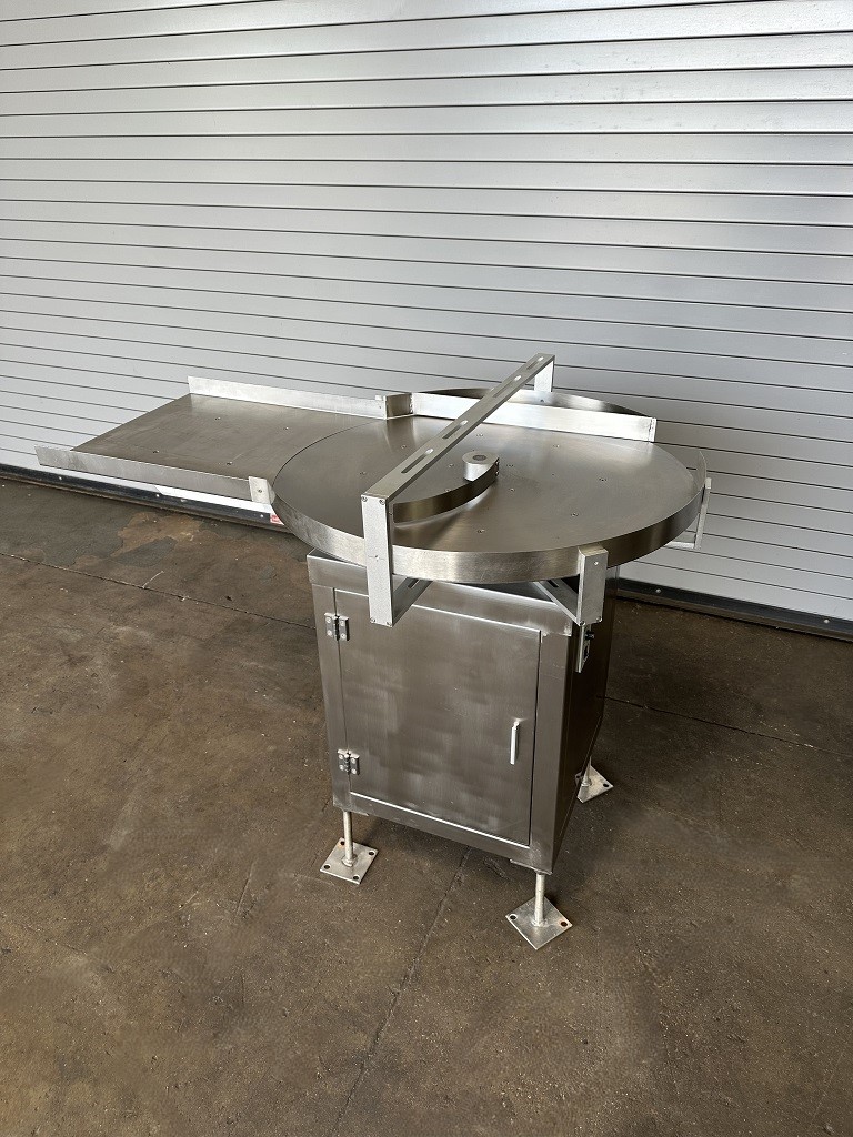 TPS 36in Stainless Rotary Accumulator Feed Table With Speed Control (1)