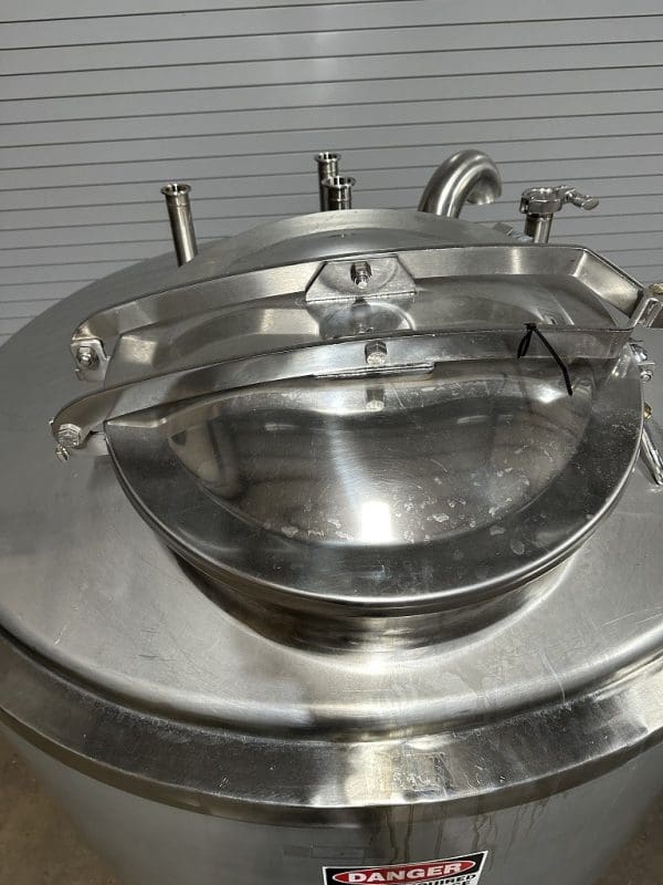 BCAST 220 Gallon Stainless Insulated Coned Bottom Tank