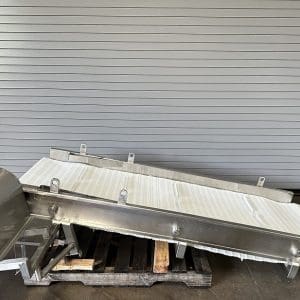 Conveyor 34in x 90in Stainless Incline Food Conveyor Cleated Belt