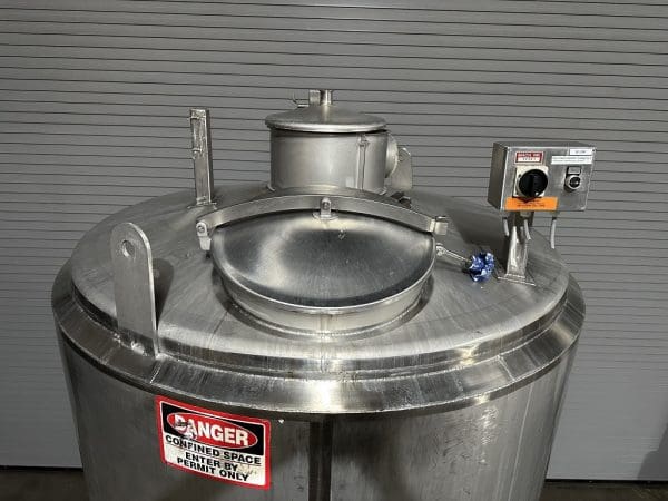 GTI 1,300 Gallon Insulated Stainless Process Tank, Serial #70064206
