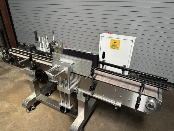 2014 PACK LEADER PL501 AUTOMATIC INLINE WRAP AROUND BOTTLE LABELER