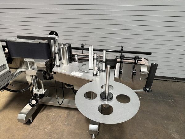 2014 PACK LEADER PL501 AUTOMATIC INLINE WRAP AROUND BOTTLE LABELER