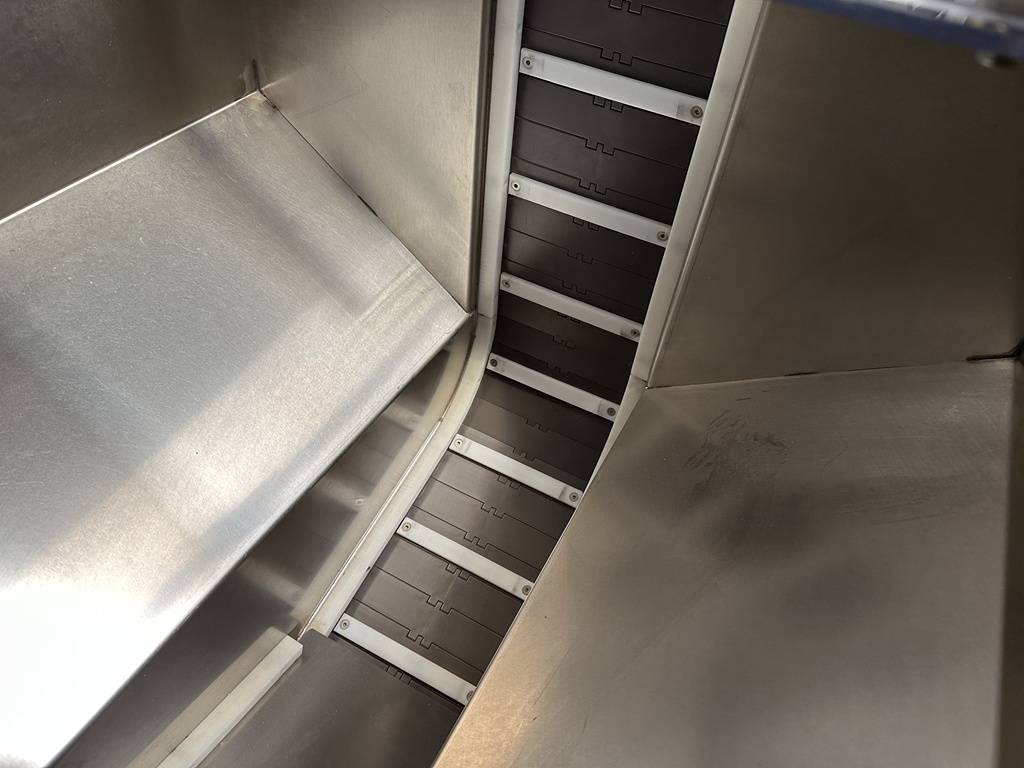 APEX 8 Quill Inline Bottle Capper with Elevator Sorter, Seril #2177-IC-01