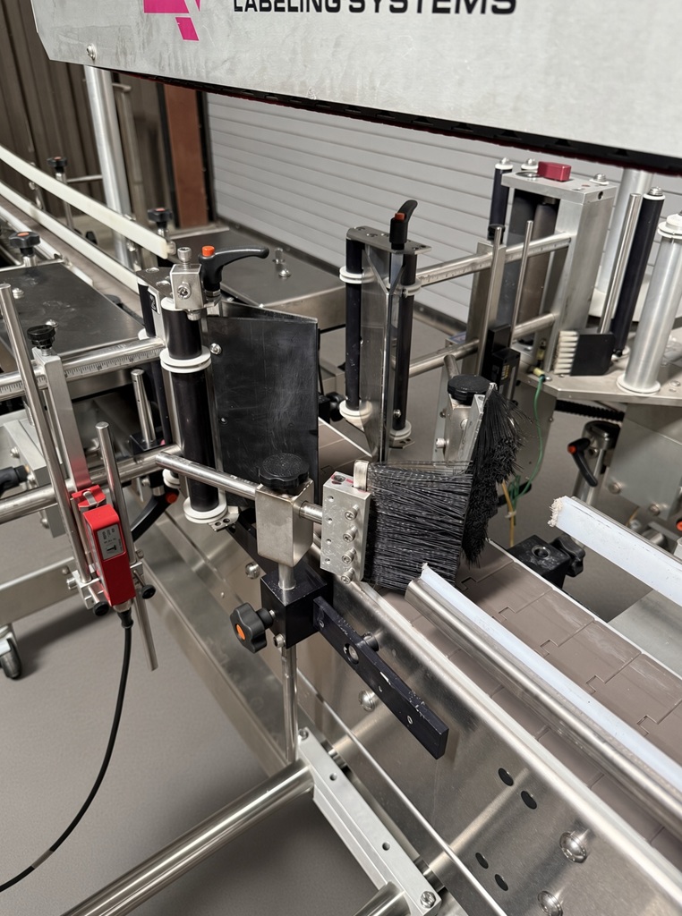 Quadrel Moduline Front and Back Pressure Sensitive Labeler, Serial #80914-01-02